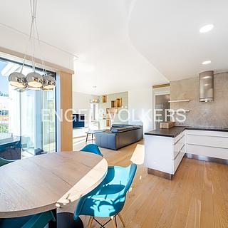 Pronájem bytu 3+kk 90 m² Praha