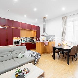 Pronájem bytu 2+kk 54 m² Praha