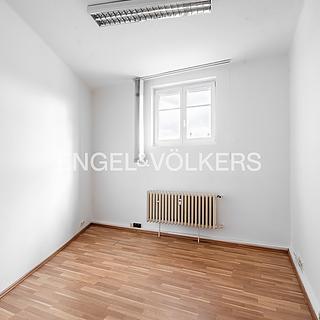 Pronájem kanceláře 97 m² Praha Vinohrady, Americká