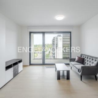 Pronájem bytu 1+kk, garsoniery 32 m² Praha