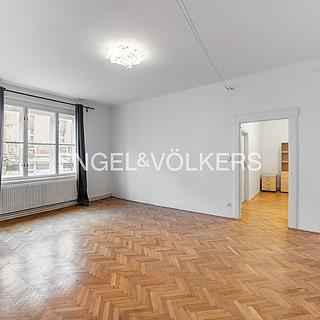 Pronájem bytu 4+1 120 m² Praha
