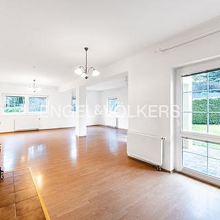 Pronájem rodinného domu 251 m² Praha Nebušice, K vinicím