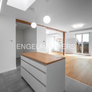 Pronájem bytu 5+kk 136 m² Praha Malá Strana, Zborovská