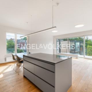 Pronájem bytu 4+kk 134 m² Praha