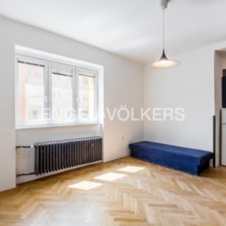 Pronájem bytu 1+kk, garsoniery 30 m² Praha