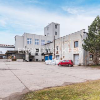 Pronájem skladu 8262 m² Jaroměř