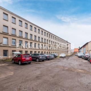 Pronájem skladu 4 385 m² Hořice, Husova