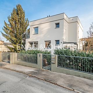 Prodej vily 31836 m&sup2; Praha