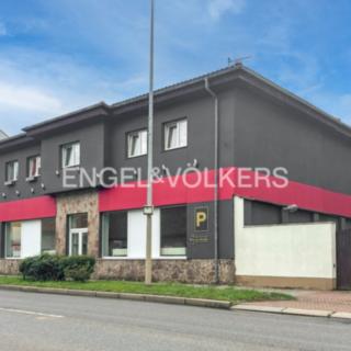 Pronájem obchodu 135 m² Praha