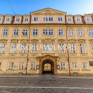Pronájem kanceláře 80 m&sup2; Praha