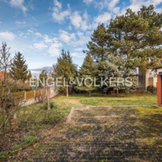 Prodej stavební parcely 904 m² Praha