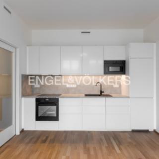 Pronájem bytu 2+kk 52 m² Praha