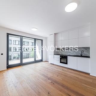 Pronájem bytu 2+kk 56 m&sup2; Praha