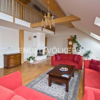 Pronájem bytu 4+1 200 m² Praha Staré Město, Veleslavínova