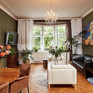 Pronájem bytu 3+1 105 m&sup2; Praha