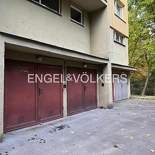 Pronájem garáže 15 m² Praha