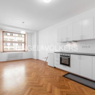 Pronájem bytu 1+kk a garsoniéry 31 m² Praha Žižkov, Sudoměřská