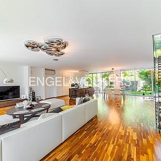 Prodej rodinného domu 300 m² Praha Smíchov, Pod Císařkou