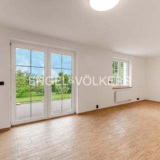 Pronájem rodinného domu 297 m² Šestajovice, K Úvozu