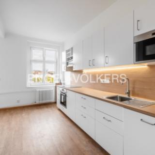 Pronájem bytu 4+kk 120 m² Praha