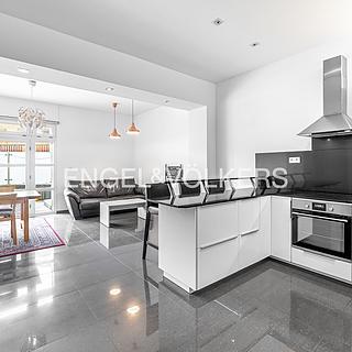 Pronájem bytu 3+kk 80 m² Praha