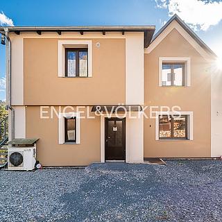 Prodej rodinného domu 256 m² Černošice, Slunečná