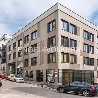 Pronájem skladu 22 m² Praha Smíchov, Grafická