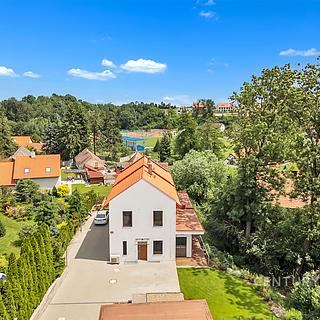 Prodej rodinného domu 150 m&sup2; Praha