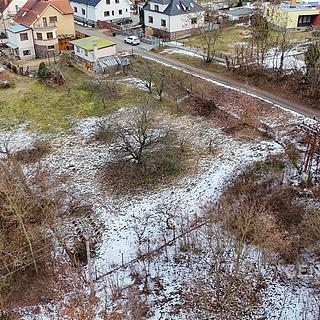 Prodej stavební parcely 994 m² Týnec nad Labem