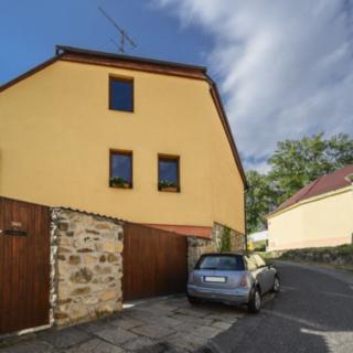 Prodej rodinného domu 283 m² Písek