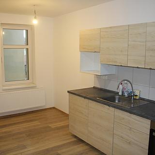 Pronájem bytu 2+1 60 m² Strakonice II, Komenského