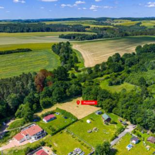 Prodej stavební parcely 2748 m² Libež