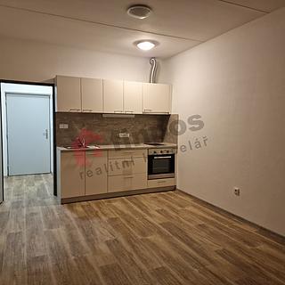 Pronájem bytu 1+kk, garsoniery 38 m² Telč