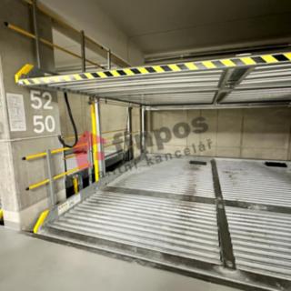 Pronájem parkovacího místa 10 m² Praha Libeň, Na sypkém