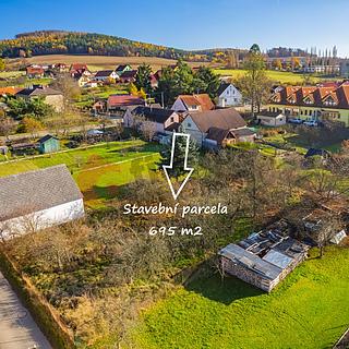 Prodej stavební parcely 695 m² Louňovice pod Blaníkem, náměstí J. Žižky