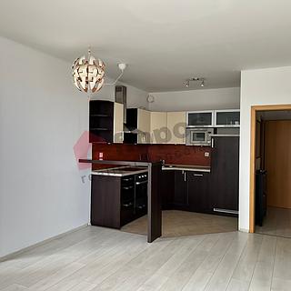 Pronájem bytu 2+kk 83 m² Praha Vysočany, Pod Harfou