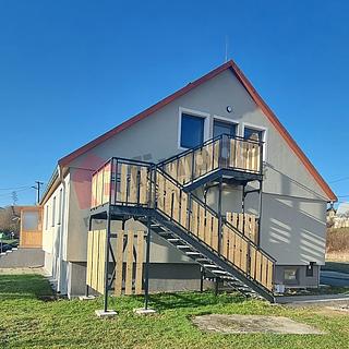 Prodej bytu 3+1 75 m² Hradec-Nová Ves