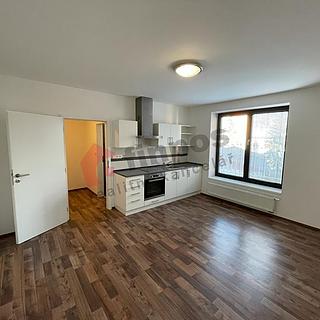 Pronájem bytu 1+kk, garsoniery 31 m² Vlašim