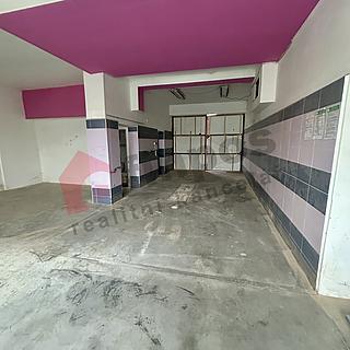Pronájem garáže, 77m²