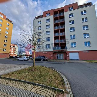 Pronájem parkovacího místa 12 m&sup2; Plzeň