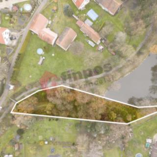 Prodej stavební parcely 1 535 m² Benešov Bedrč