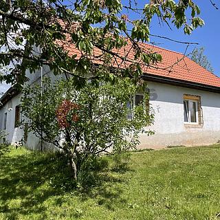 Pronájem rodinného domu 80 m² Strojetice