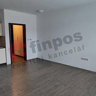 Pronájem bytu 1+kk, garsoniery, 32m²