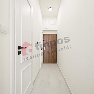 Pronájem bytu 1+kk, garsoniery 27 m&sup2; Praha