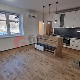 Prodej bytu 2+1 74 m&sup2; Javorník