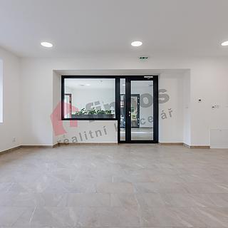 Pronájem kanceláře, 60m²