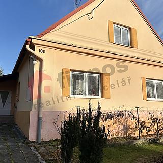 Prodej rodinného domu 150 m² Čaková