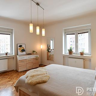 Prodej bytu 2+1 73 m² Praha Žižkov, Basilejské náměstí