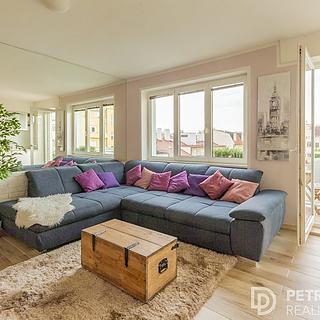 Pronájem bytu 3+kk 98 m² Praha Vinohrady, Uruguayská