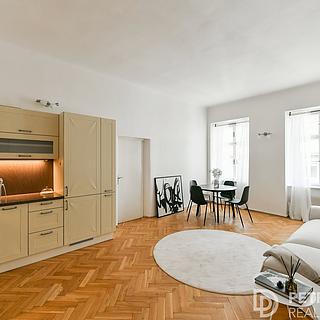 Prodej bytu 3+kk 51 m² Praha Staré Město, Haštalská